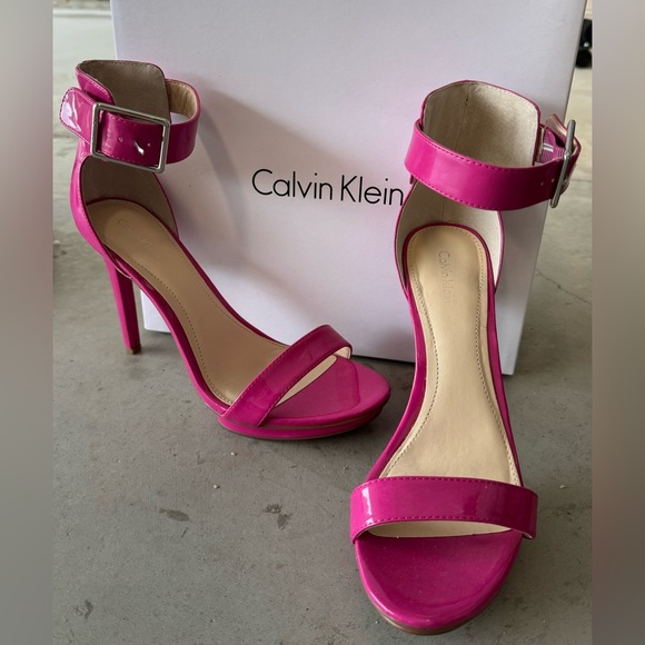 Calvin Klein Vivian Patent Leather Heels - sz 9.5 - Picture 3 of 4